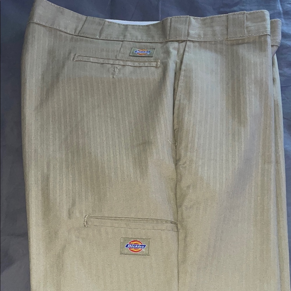 Dickies Tan Chinos Classic Style